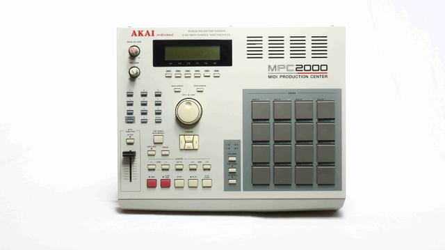 Akai MPC2000