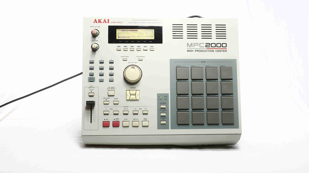 Akai MPC2000
