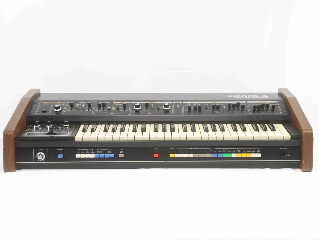 Roland - Jupiter 4