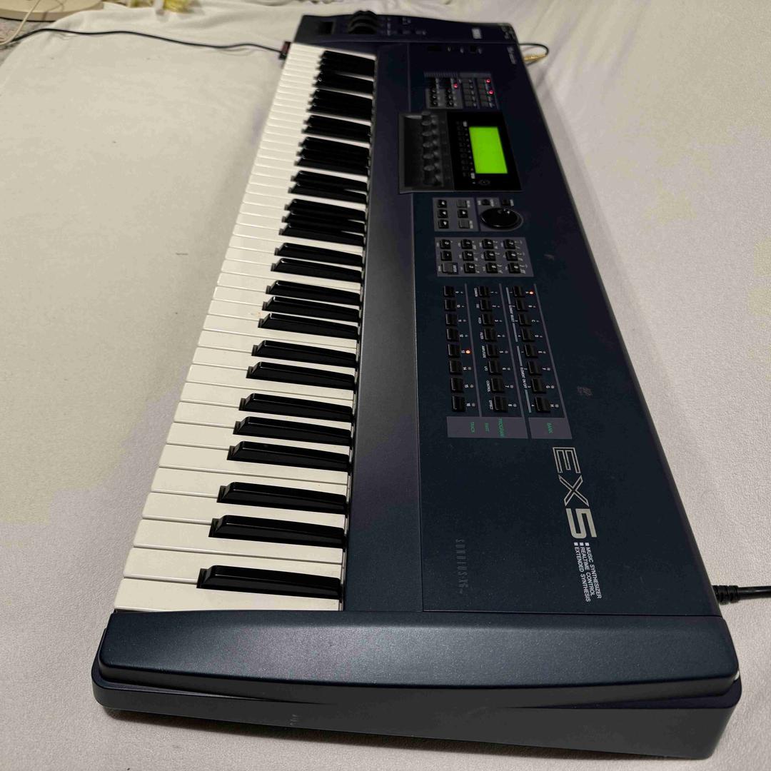 Yamaha -  EX5