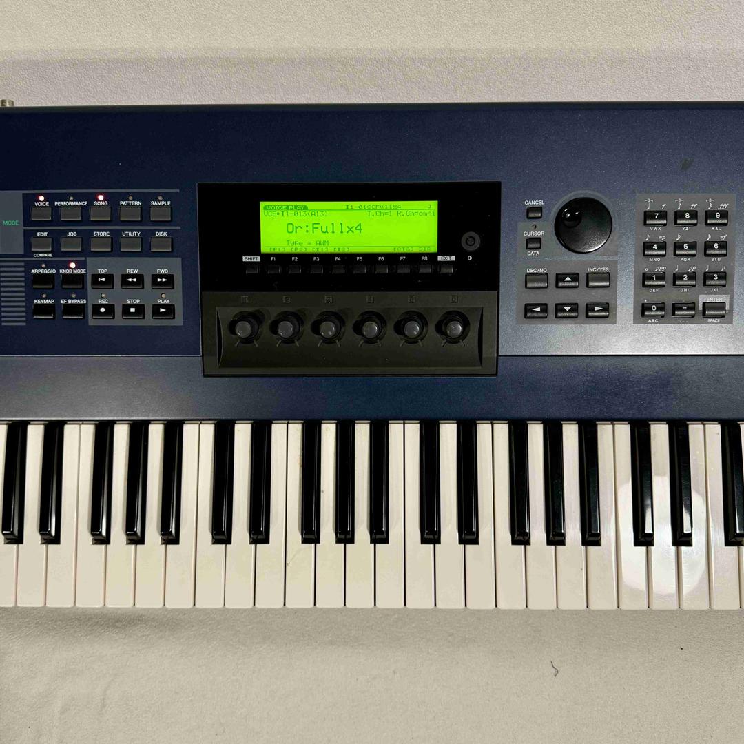 Yamaha -  EX5