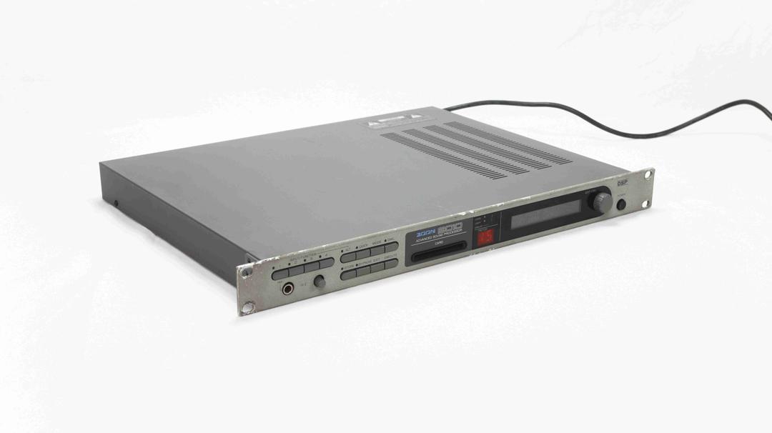 Zoom -  9010 Advanced Sound Processor