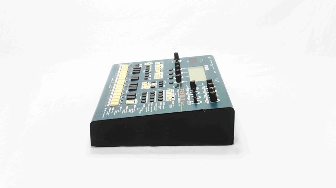 Yamaha -  RM1x Groovebox