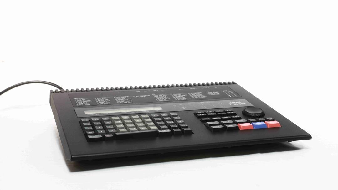 Yamaha -  QX3 MIDI Sequencer