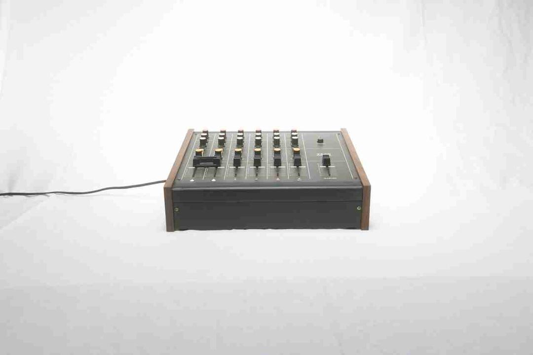 Teac - Model 2A Analogue Mixer