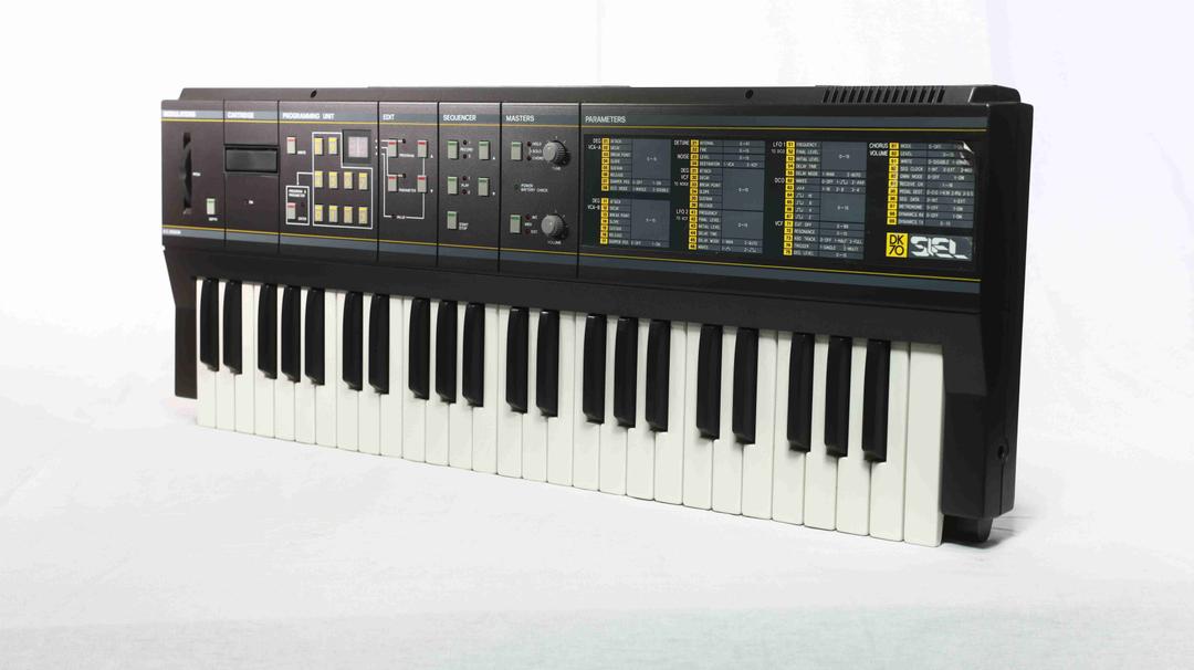 Siel - DK70 Analog 8 Voice Poly Syth