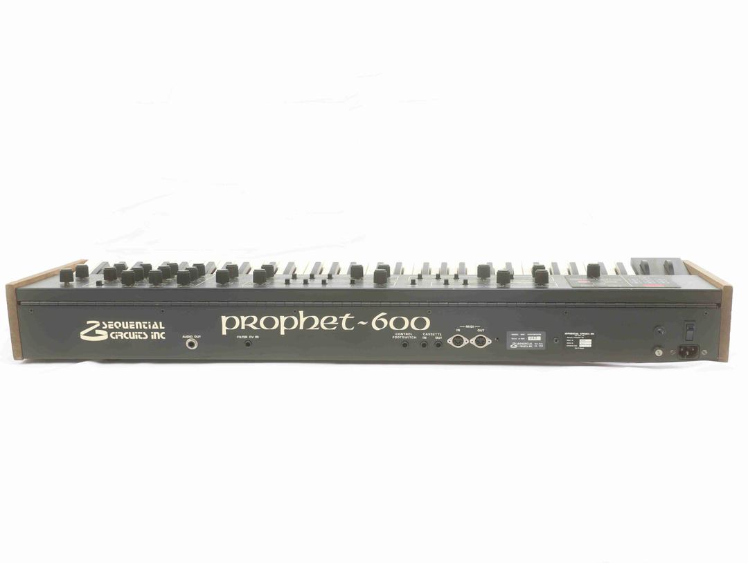 Sequential Circuits - Prophet 600 61-Key 6-Voice Polyphonic Synthesizer