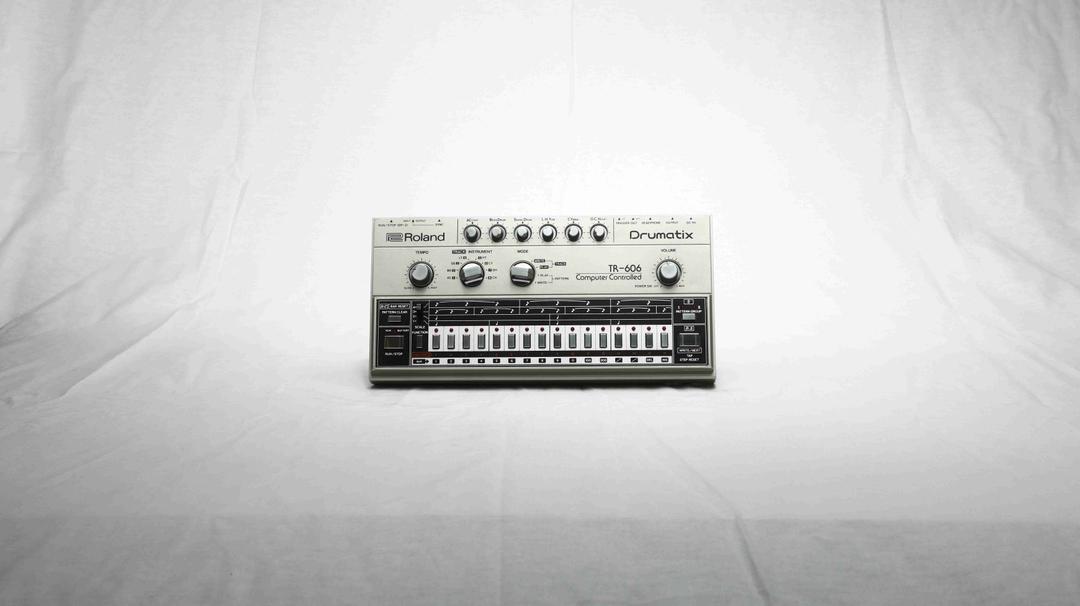 Roland -  TR-606 Drumatix