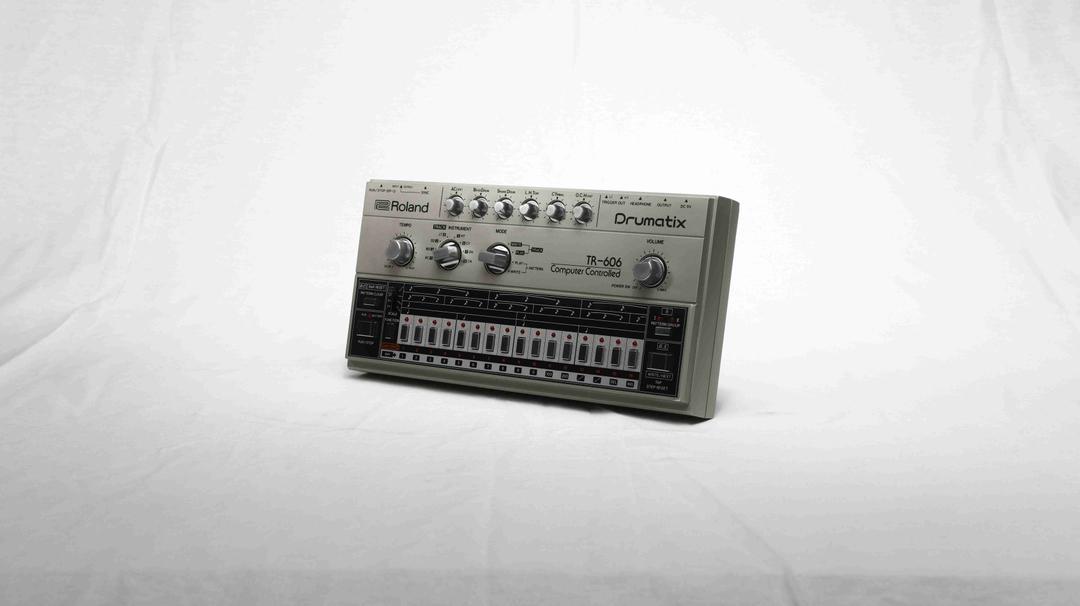Roland -  TR-606 Drumatix