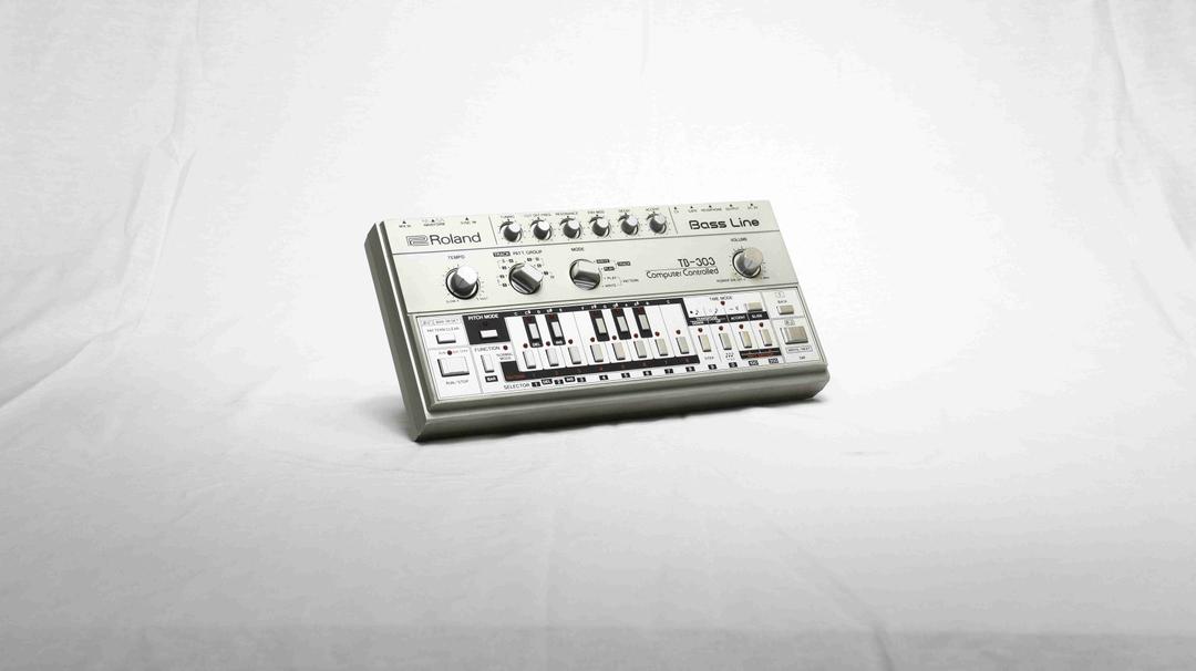 Roland - TB-303 Bass Line Synthesizer Module