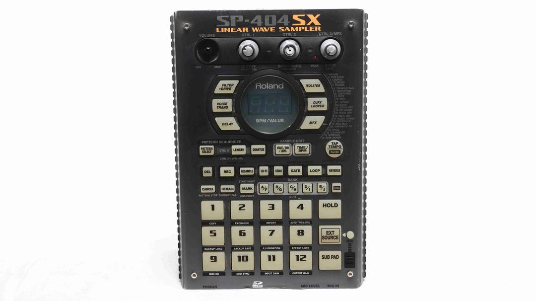 Roland - SP-404SX Linear Wave Sampler