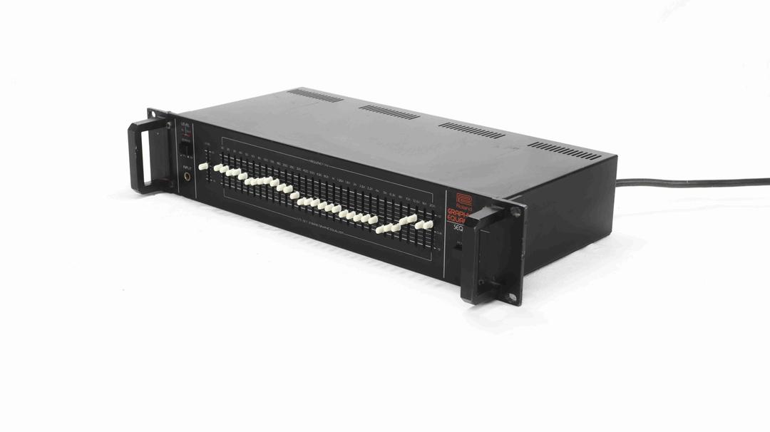 Roland - SEQ-331 Graphic Equalizer