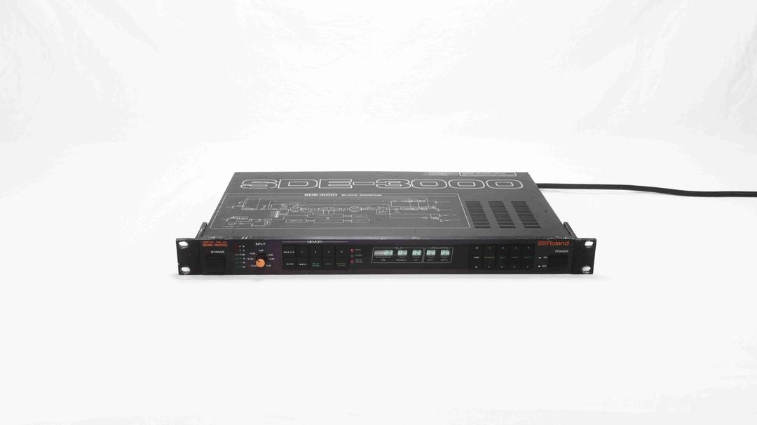 Roland - SDE-3000 Digital Delay