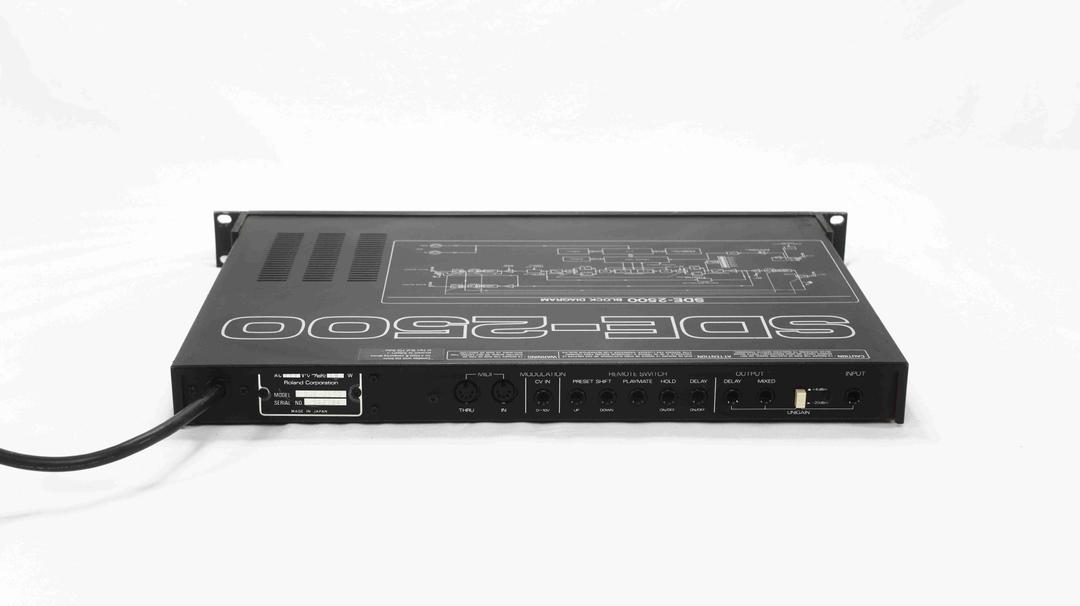 Roland - SDE-2500 Digital Delay