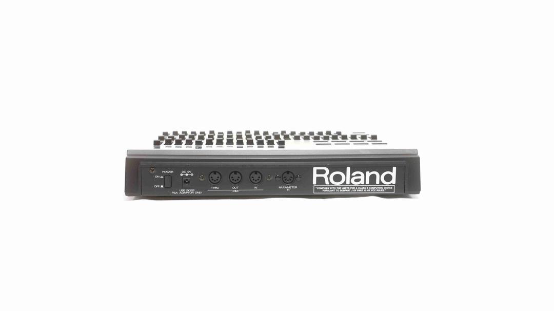 Roland - PG-1000 Linear Synthesizer Programmer