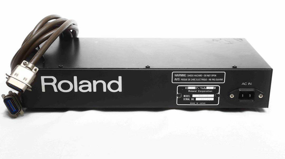 Roland - MD-8 MIDI DCB Interface