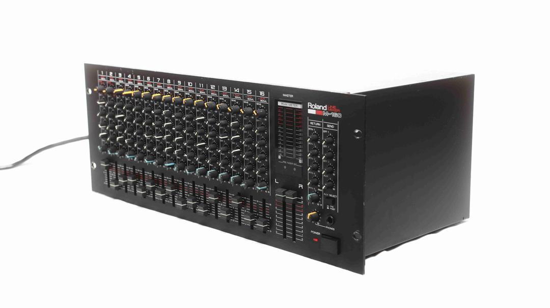 Roland - M-160 16 Channel Stereo Line Mixer