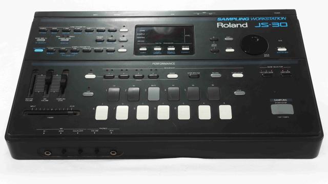 Roland - JS-30 Sampling Workstation