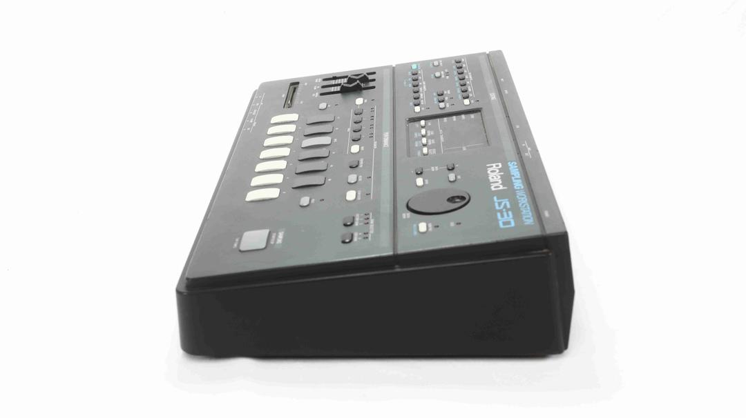 Roland - JS-30 Sampling Workstation