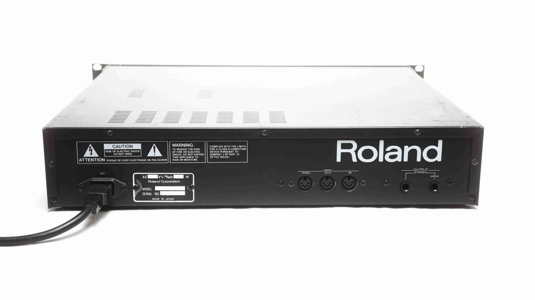 Roland - D-550 Linear Synthesizer Module