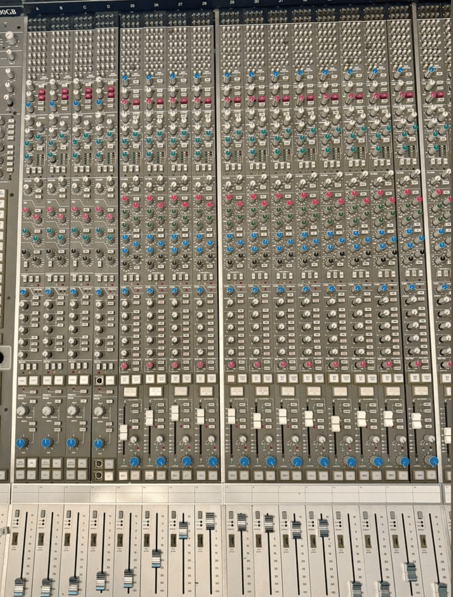 SSL -  8000 GB Desk