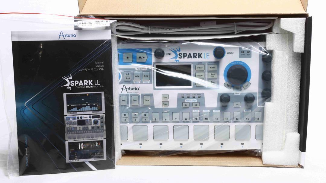 Arturia -  Spark LE