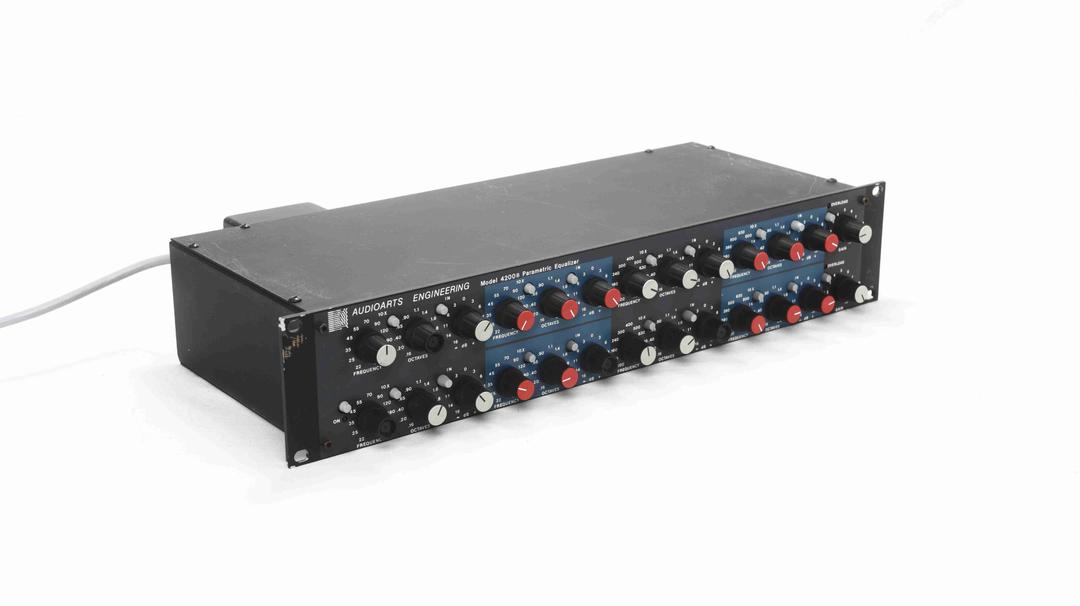 Audioarts -  4200B Dual Parametric EQ