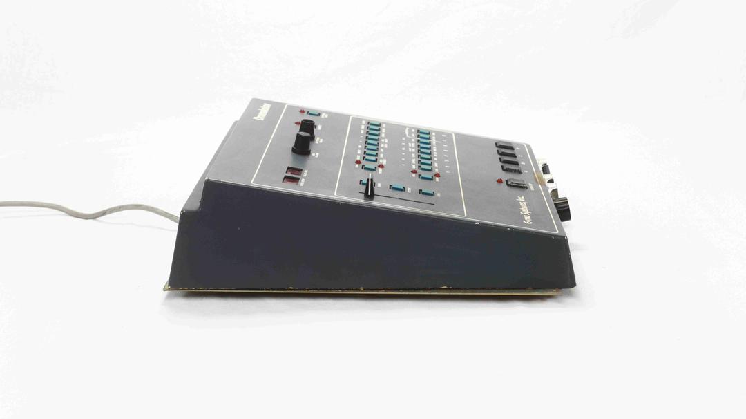 E-Mu -  Drumulator with many extra eproms