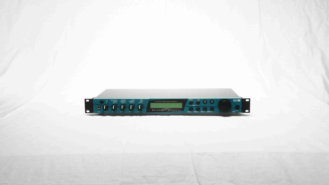 E-Mu -  Planet Earth - 64 Voice Synthesizer