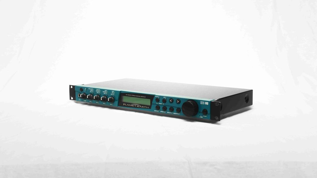 E-Mu -  Planet Earth - 64 Voice Synthesizer