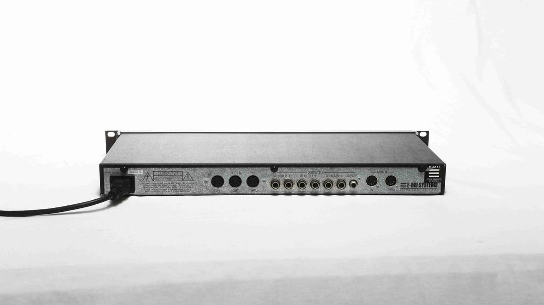 E-Mu -  Proteus 2000 - 128 voice expandable synth module