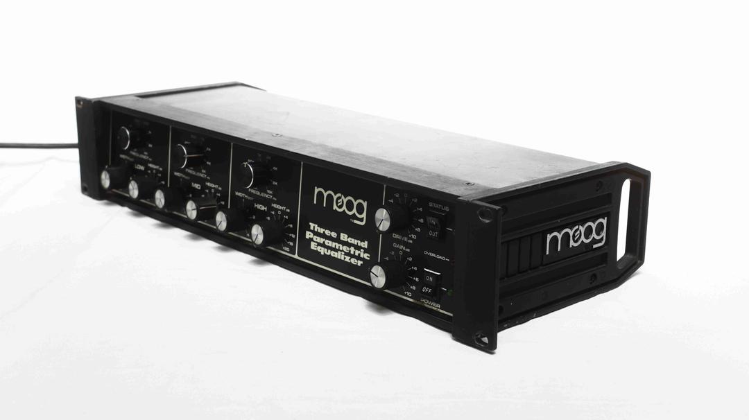 Moog -  MKPE 3 band Parametric EQ