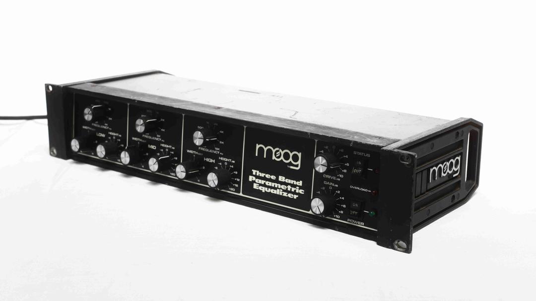 Moog -  MKPE 3 band Parametric EQ