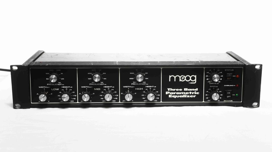 Moog -  MKPE 3 band Parametric EQ