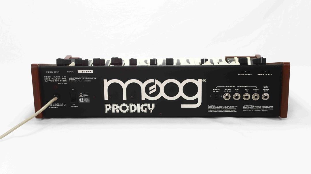Moog -  Prodigy Analogue Synthesizer