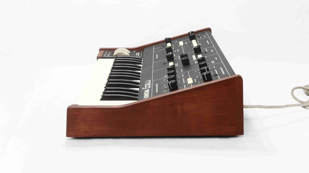 Moog -  Prodigy Analogue Synthesizer