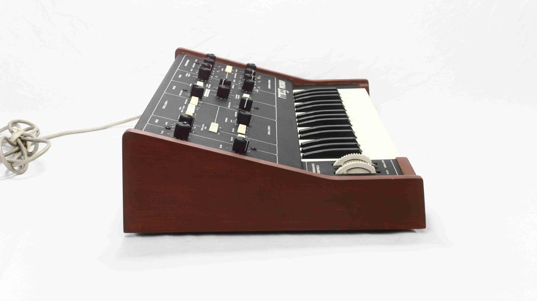 Moog -  Prodigy Analogue Synthesizer