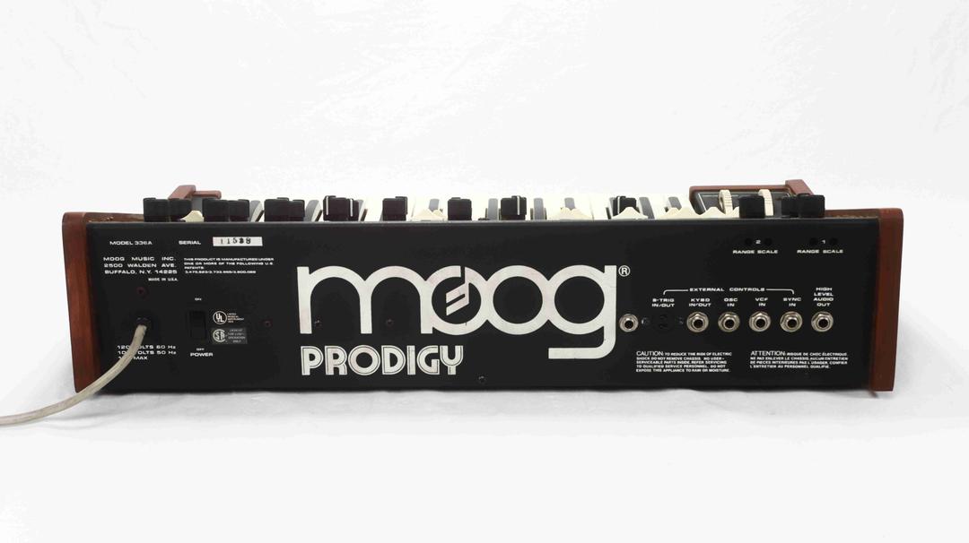 Moog -  Prodigy Analogue Synthesizer