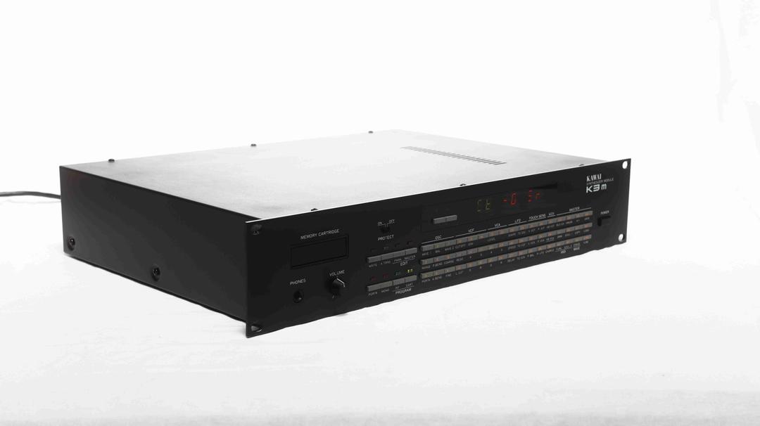 Kawai -  K3m Hybrid synthesizer