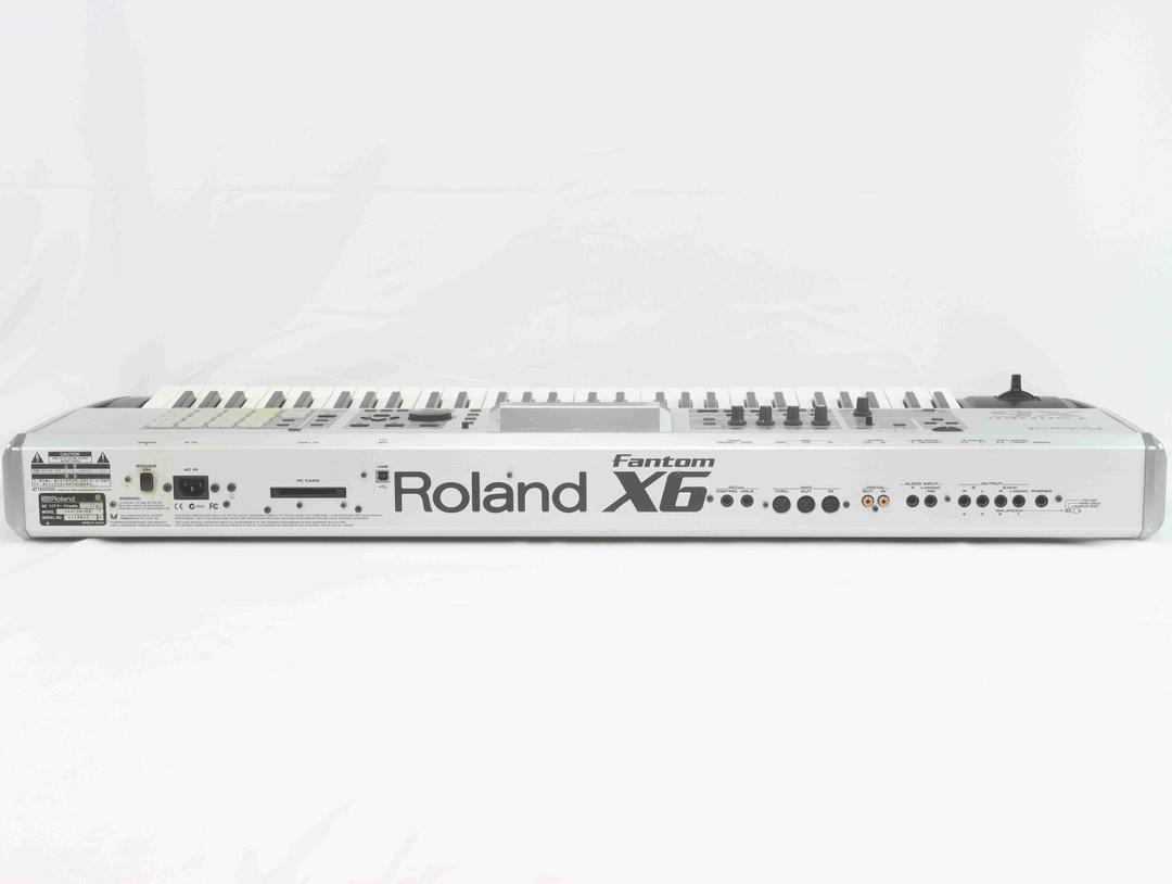 Roland Fantom X6