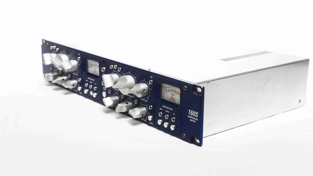 dbx -  160S Stereo Compressor
