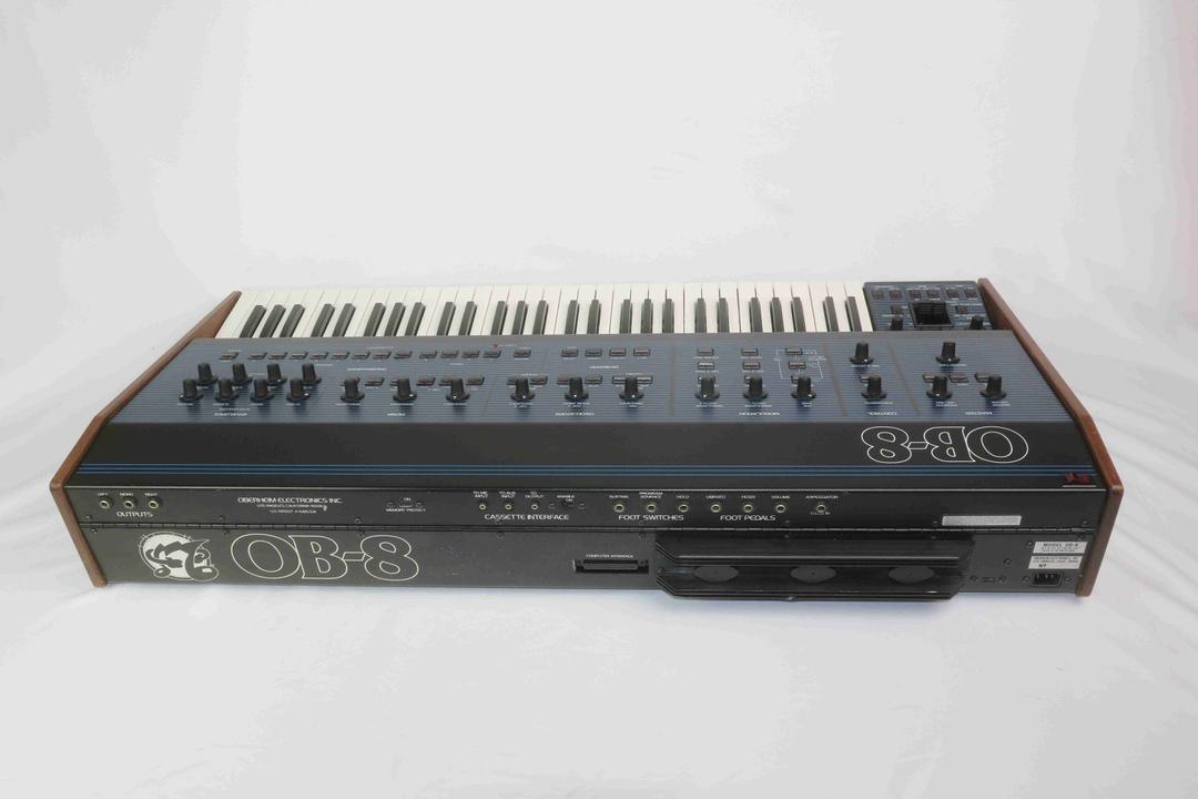 Oberheim -  OB-8