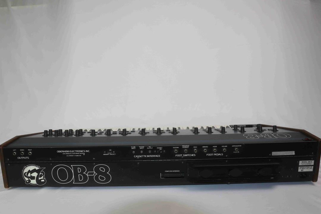 Oberheim -  OB-8
