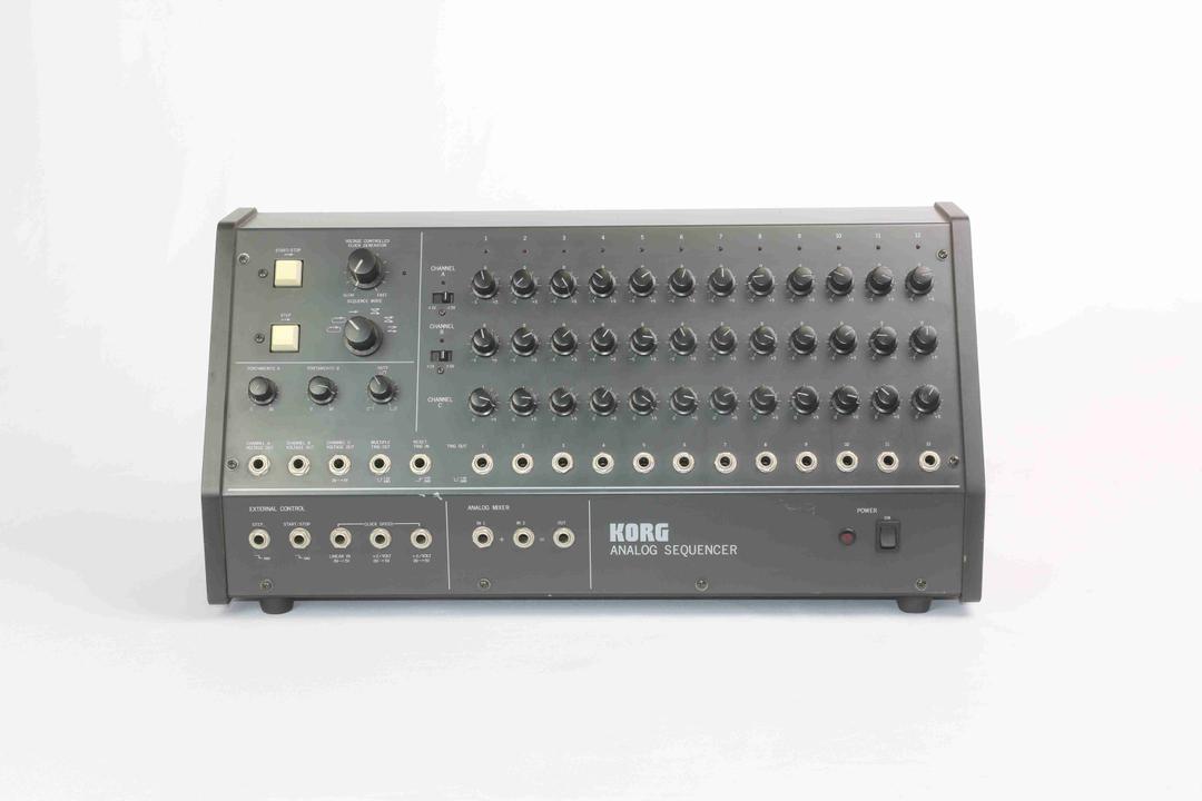 Korg -  SQ-10 Analog Sequencer
