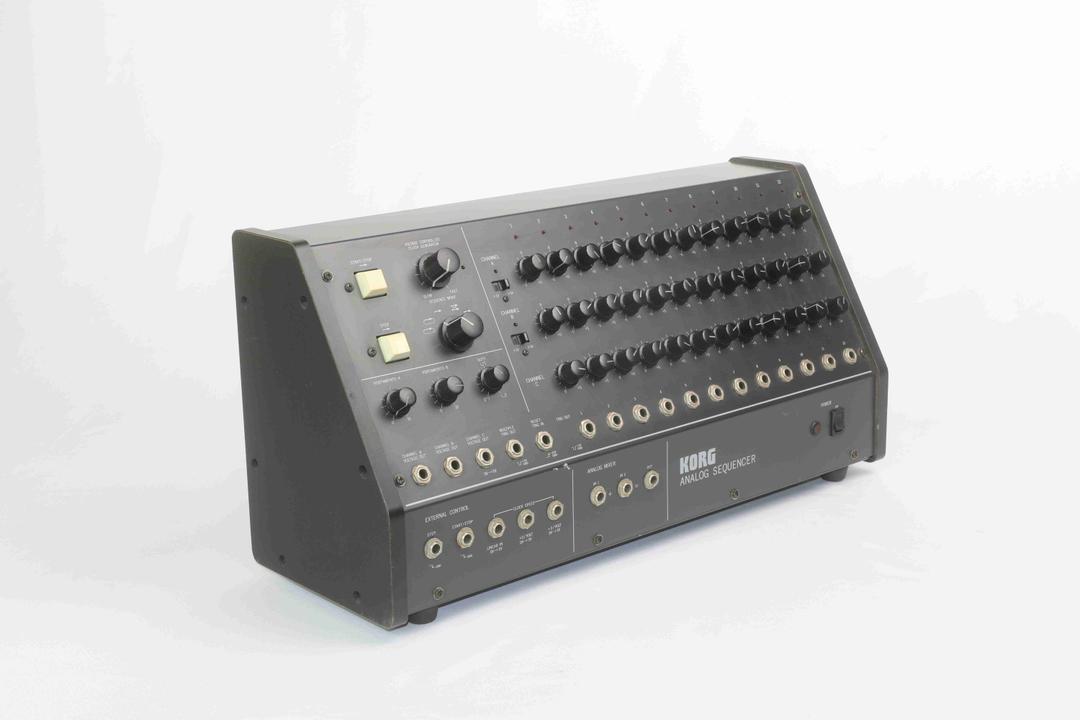 Korg -  SQ-10 Analog Sequencer