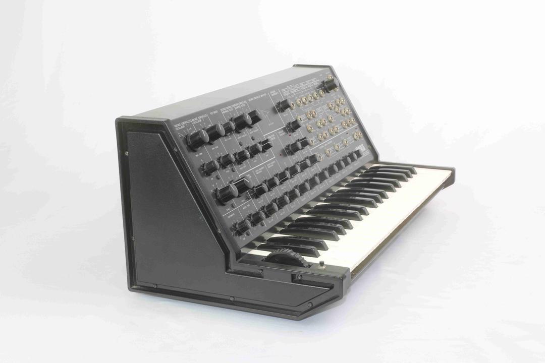 Korg -  MS-20 Analog Synthesizer