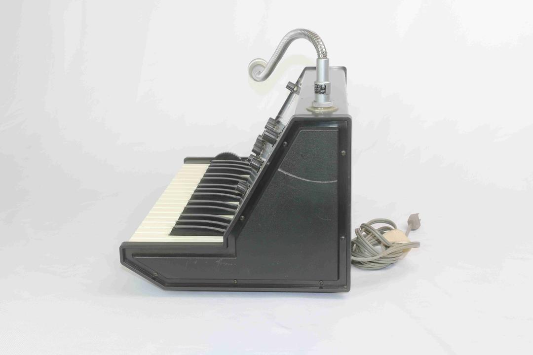 Korg -  VC-10 Vocoder