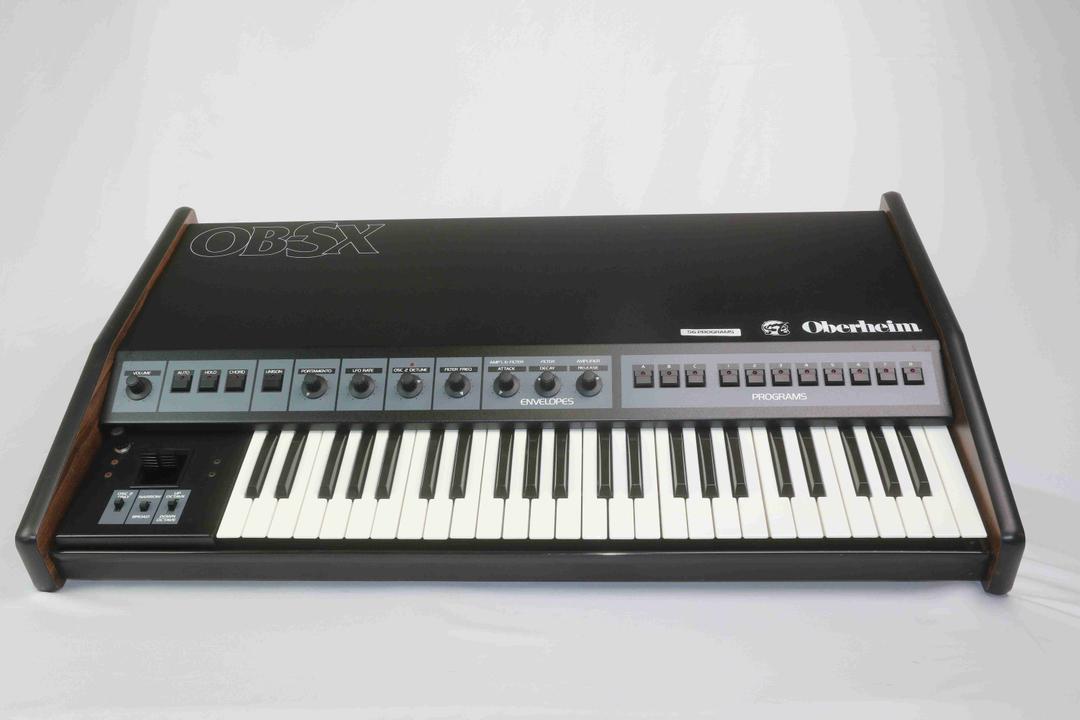 Oberheim -  OB-SX 6 Voice Analog Synth