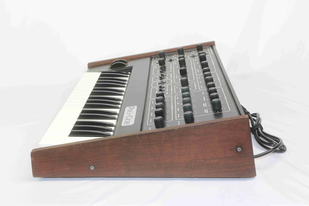 Sequential Circuits -  Pro One
