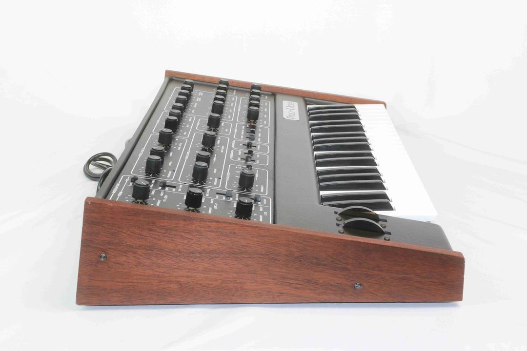 Sequential Circuits - Pro One (upgraded)